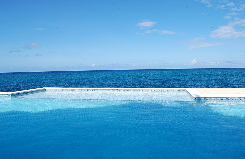 Whispering Seas Jamaica Ocho Rios Bagian luar foto
